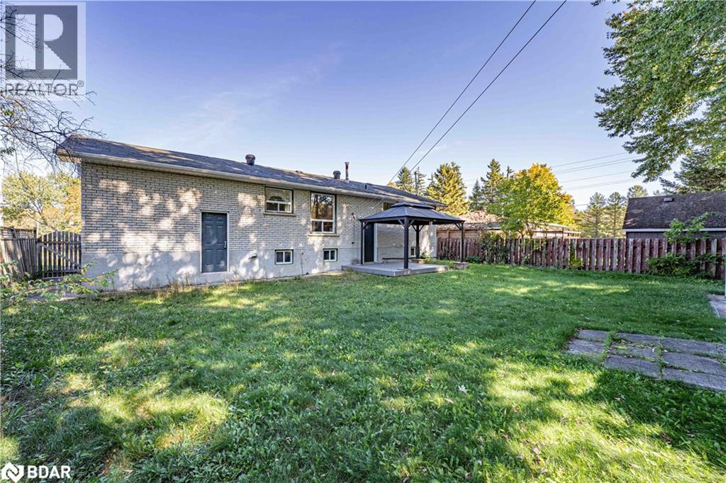 6 Sandsprings Crescent, Angus, Ontario  L0M 1B0 - Photo 23 - 40772343