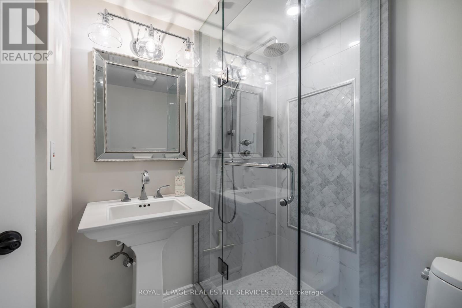 309 - 1 Palace Pier Court, Toronto, Ontario  M8V 3W9 - Photo 9 - W12422298