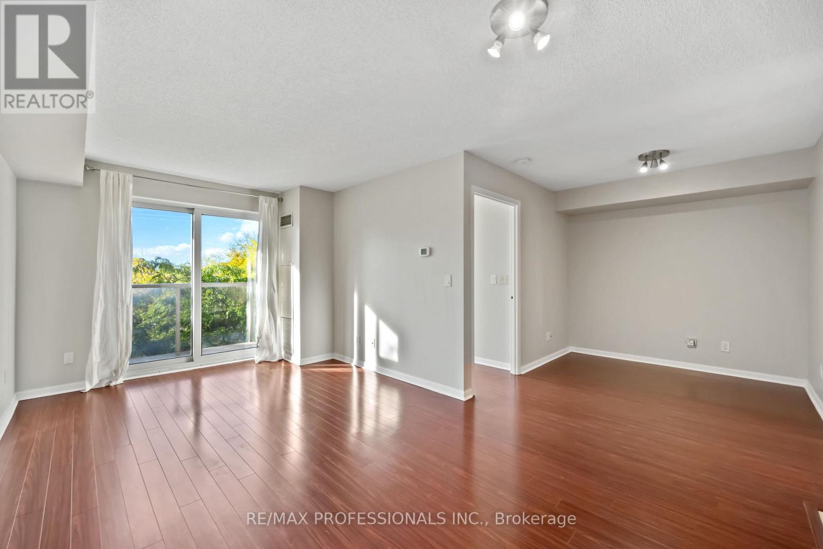 208 - 4 Elsinore Path, Toronto, Ontario  M8V 4G7 - Photo 13 - W12438785