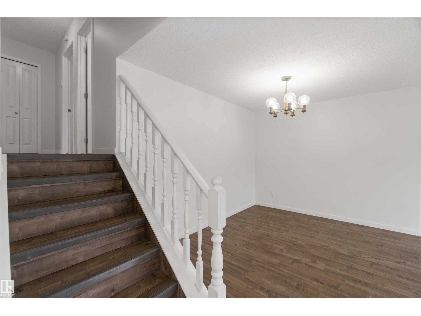 9339 175 Av Nw, Edmonton, Alberta  T5Z 2C7 - Photo 10 - E4460627