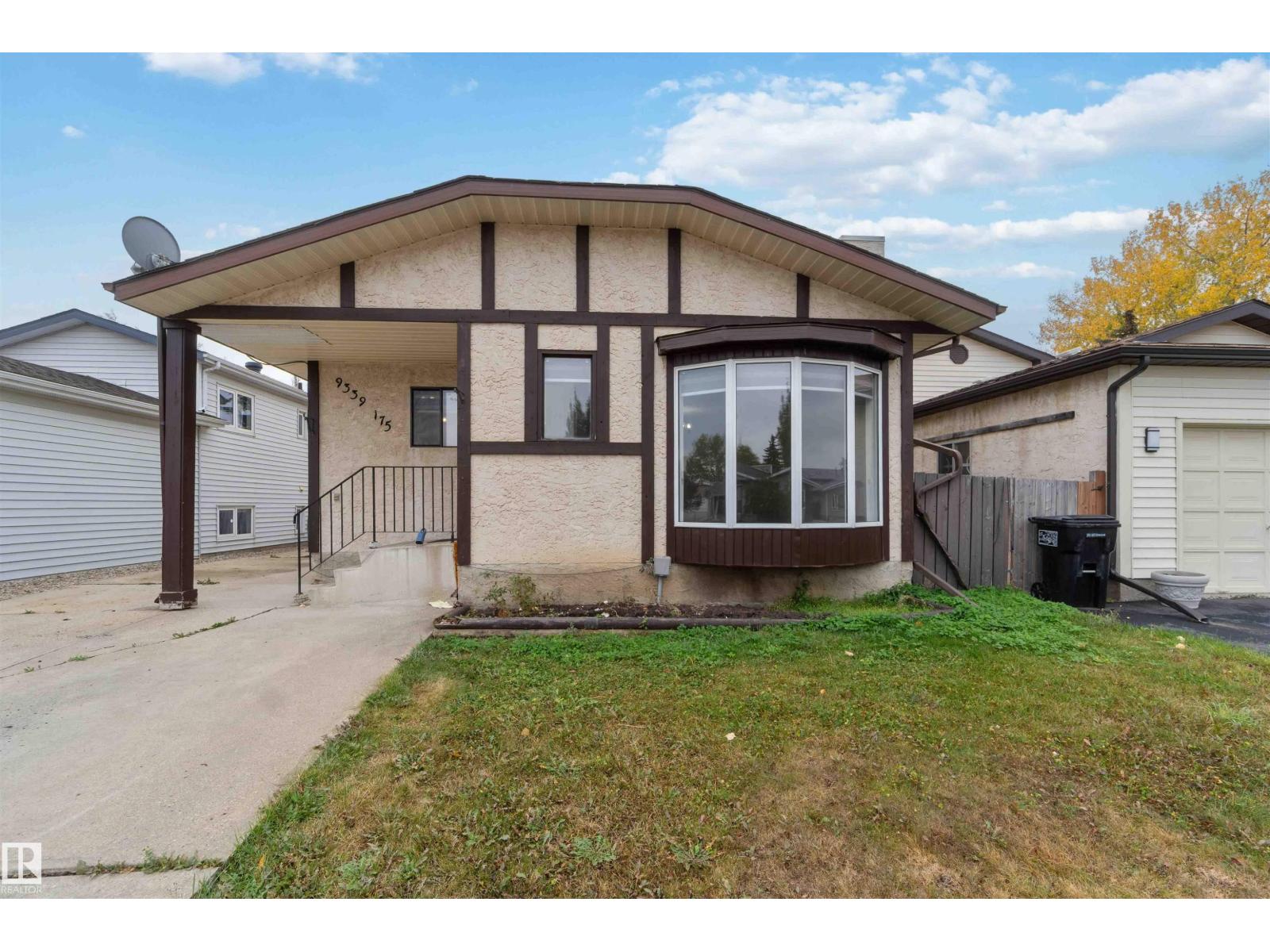 9339 175 Av Nw, Edmonton, Alberta  T5Z 2C7 - Photo 1 - E4460627
