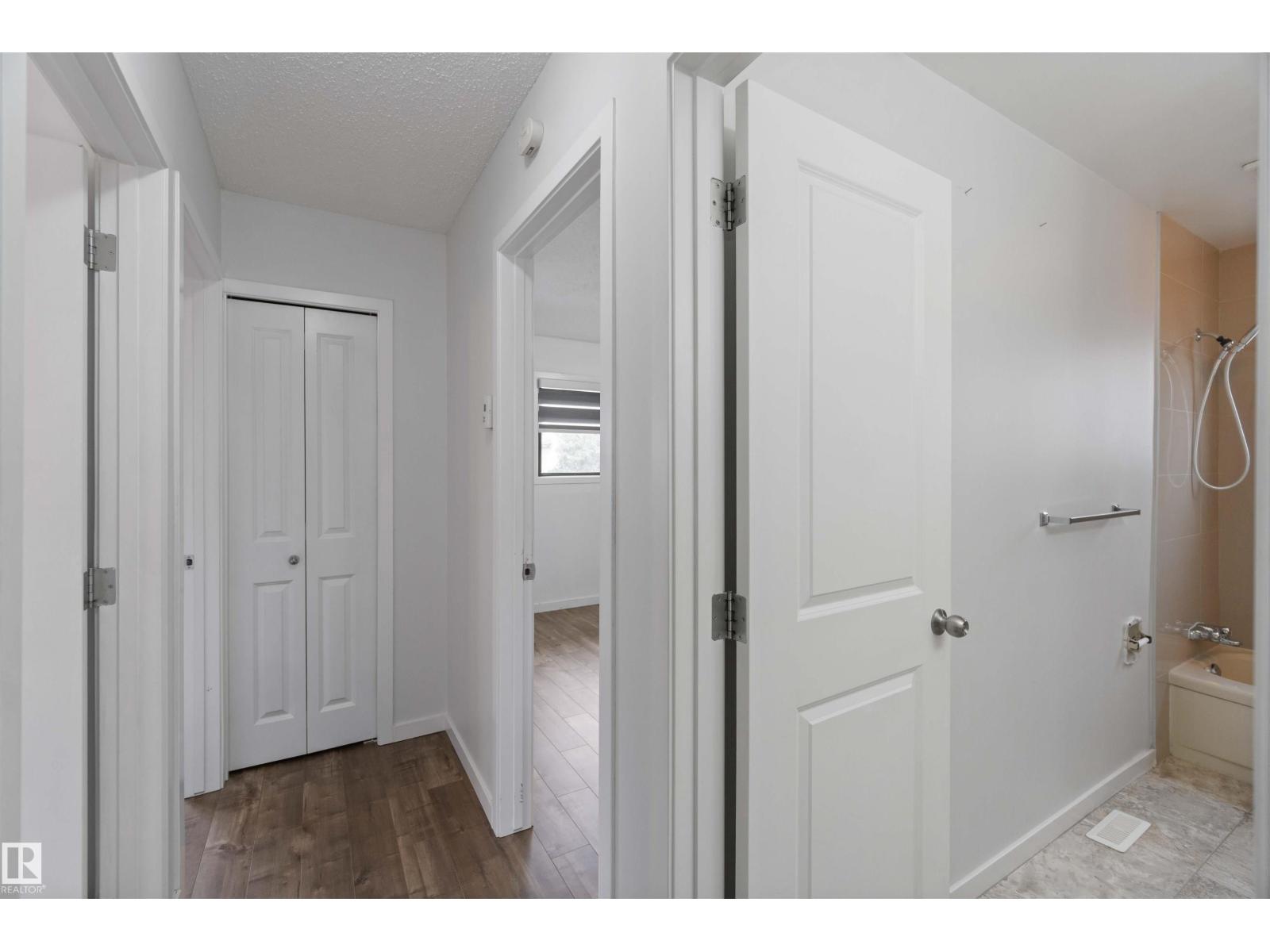 9339 175 Av Nw, Edmonton, Alberta  T5Z 2C7 - Photo 17 - E4460627