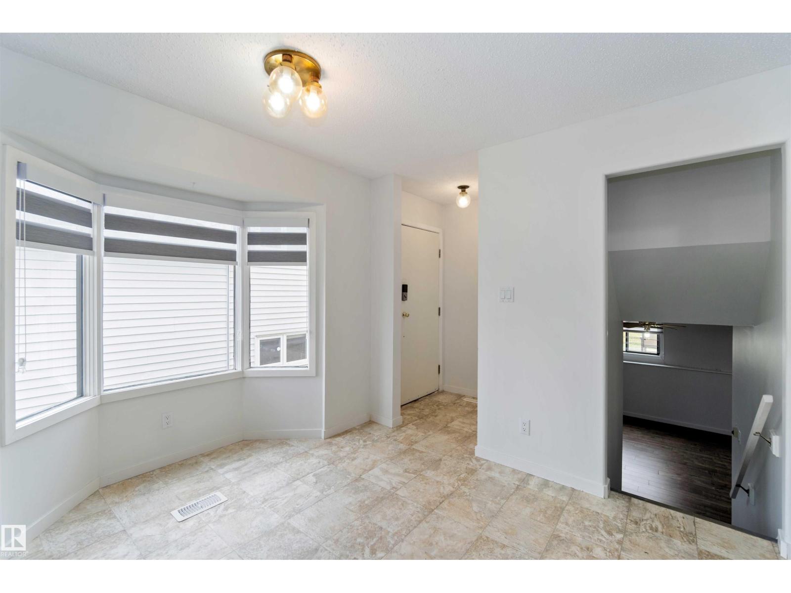 9339 175 Av Nw, Edmonton, Alberta  T5Z 2C7 - Photo 14 - E4460627