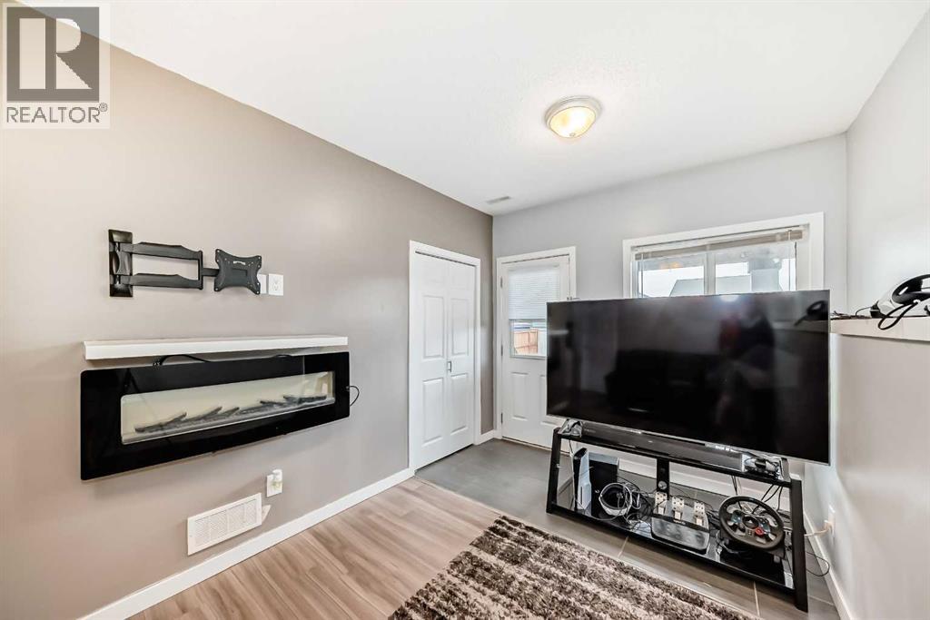 165 Hillcrest Drive Sw, Airdrie, Alberta  T4B 0Y8 - Photo 33 - A2247336
