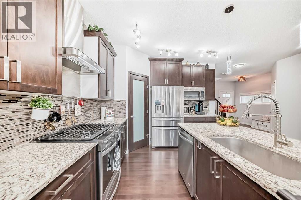 165 Hillcrest Drive Sw, Airdrie, Alberta  T4B 0Y8 - Photo 5 - A2247336
