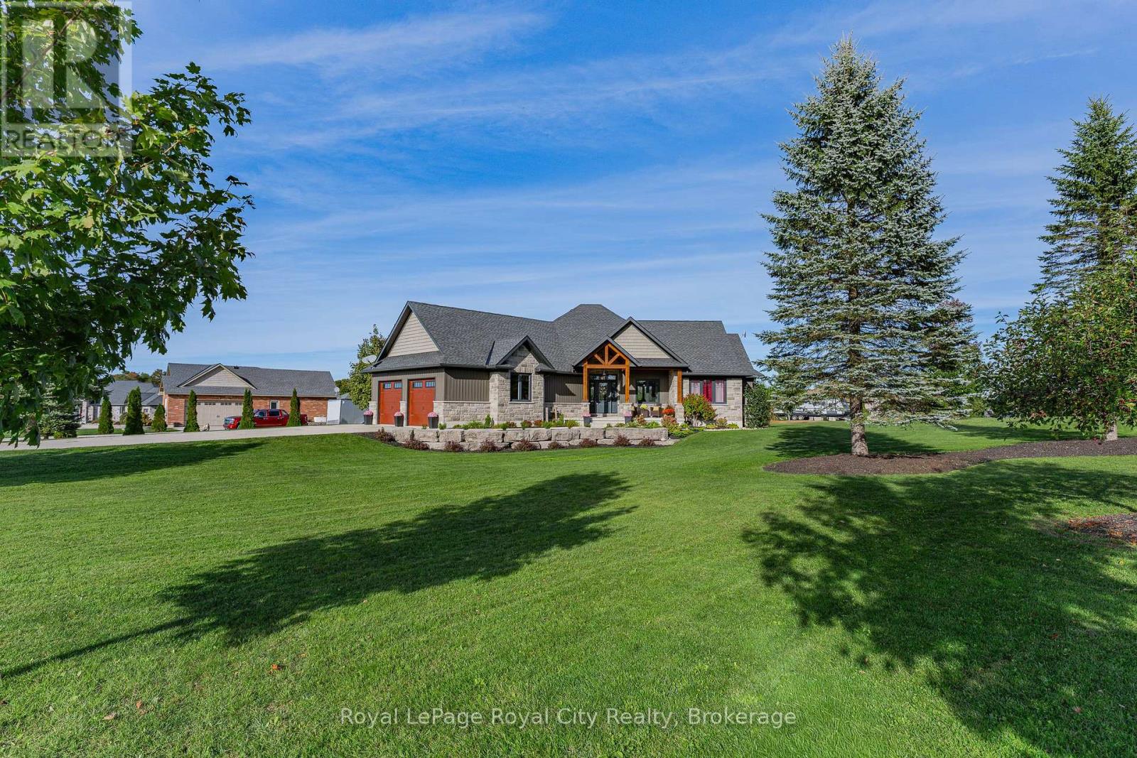103 Marshall Heights, West Grey, Ontario  N0G 1R0 - Photo 3 - X12442868
