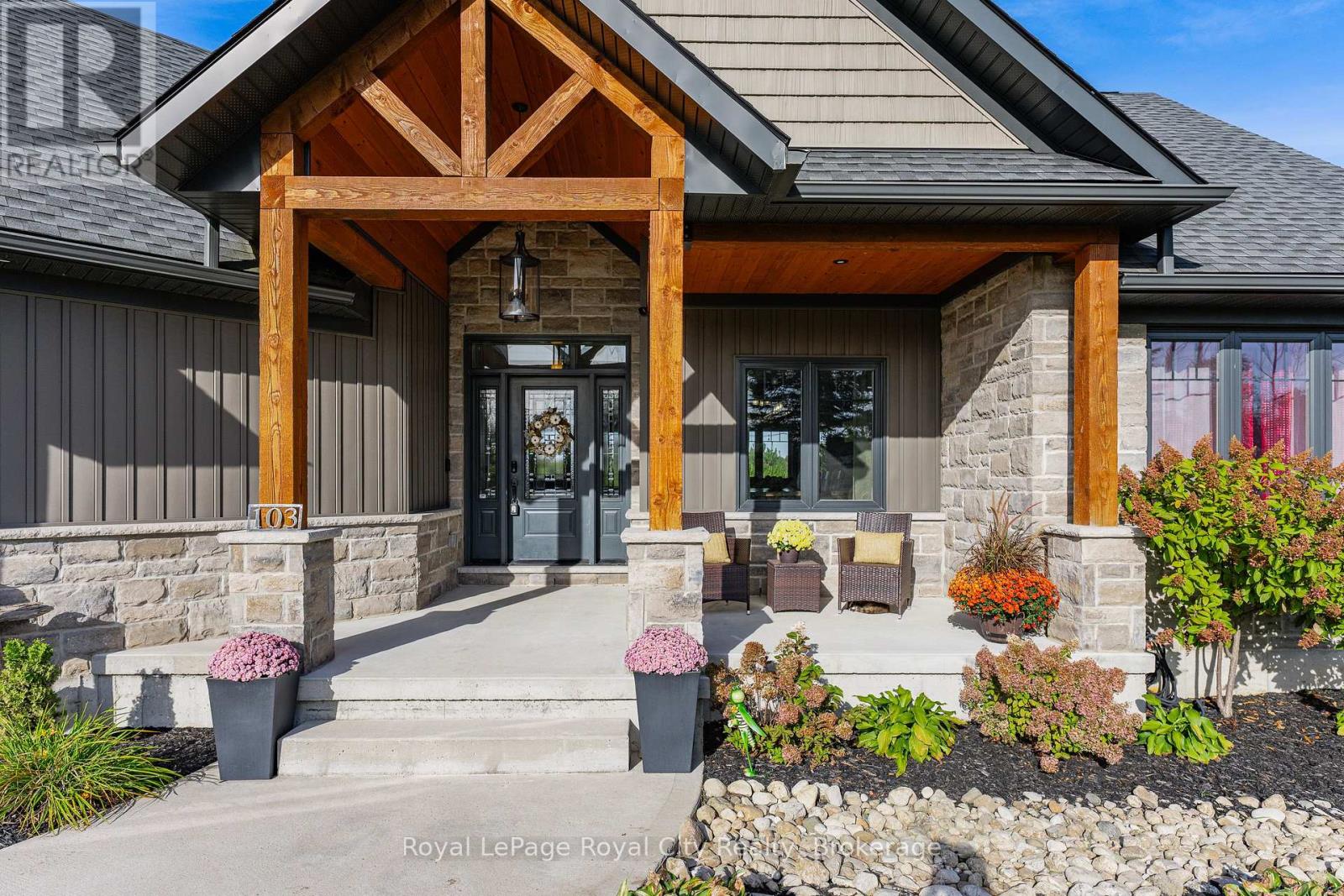 103 Marshall Heights, West Grey, Ontario  N0G 1R0 - Photo 4 - X12442868