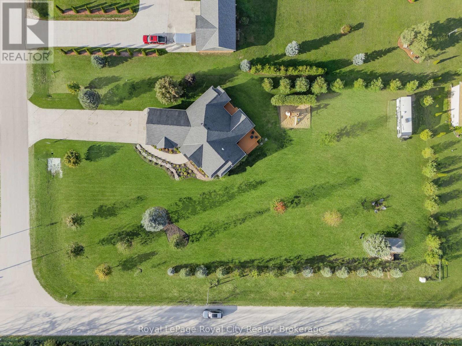 103 Marshall Heights, West Grey, Ontario  N0G 1R0 - Photo 47 - X12442868