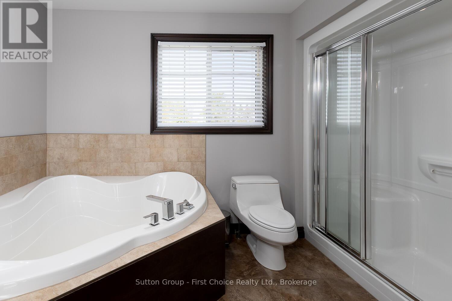 3321 Perth Road 140, Perth South, Ontario  N0K 1V0 - Photo 15 - X12442880