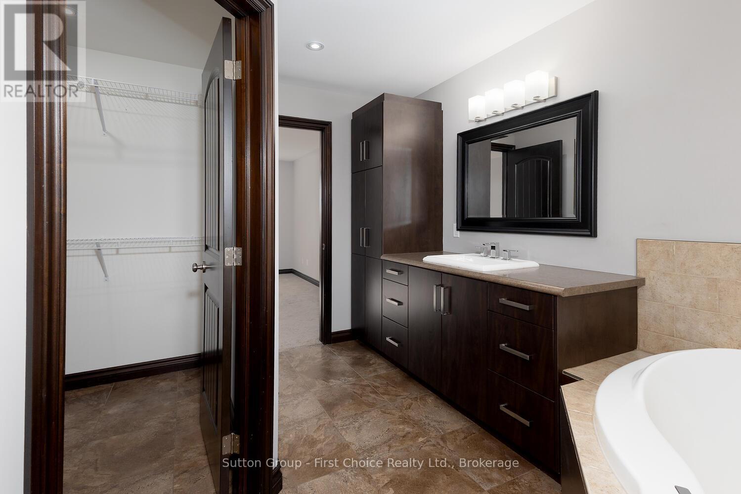 3321 Perth Road 140, Perth South, Ontario  N0K 1V0 - Photo 16 - X12442880