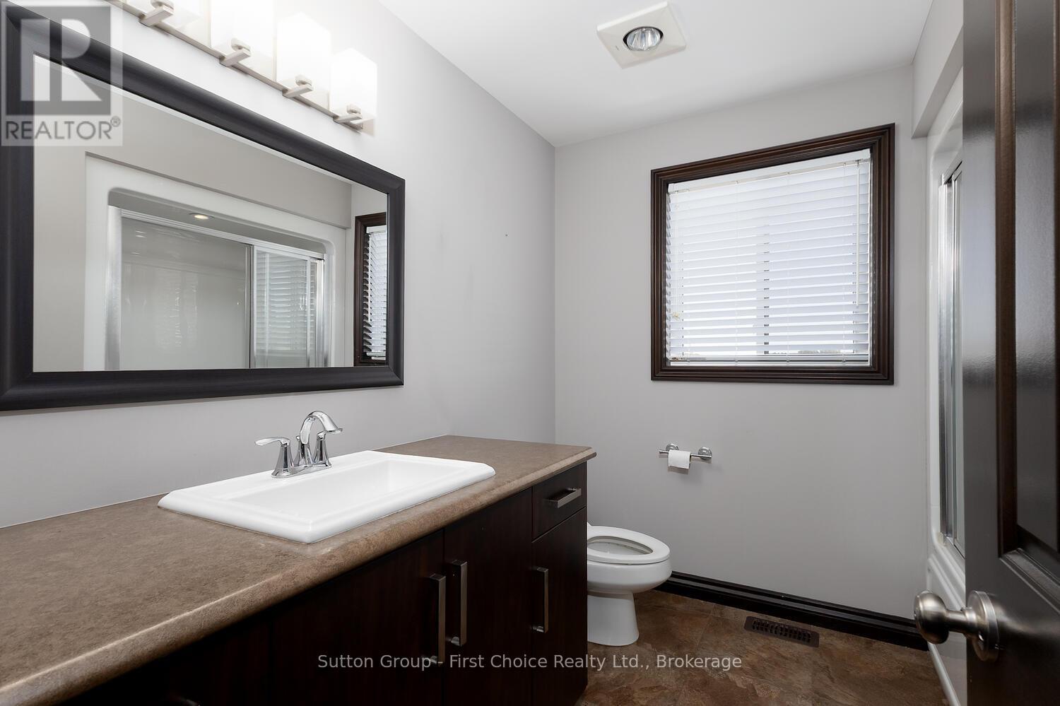3321 Perth Road 140, Perth South, Ontario  N0K 1V0 - Photo 19 - X12442880
