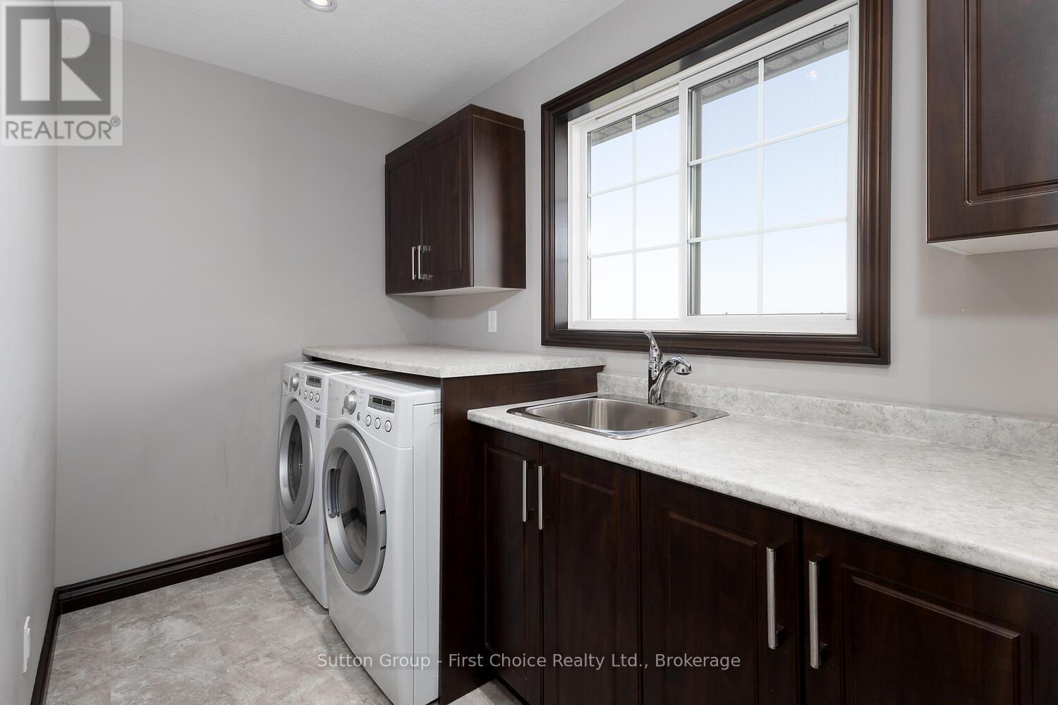 3321 Perth Road 140, Perth South, Ontario  N0K 1V0 - Photo 20 - X12442880