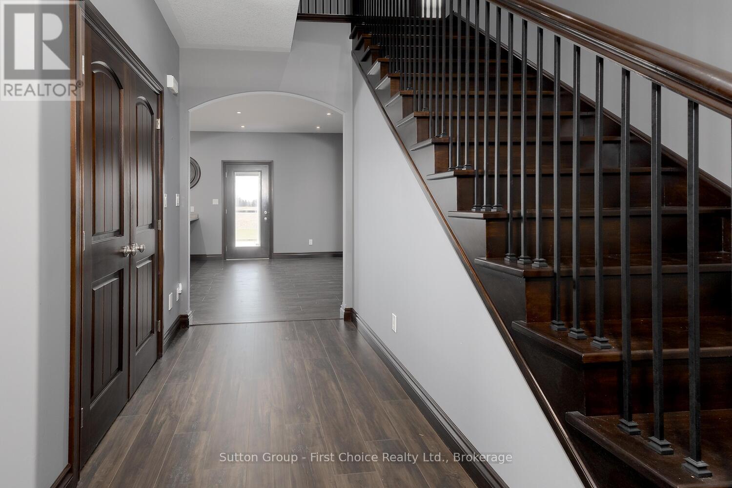 3321 Perth Road 140, Perth South, Ontario  N0K 1V0 - Photo 8 - X12442880