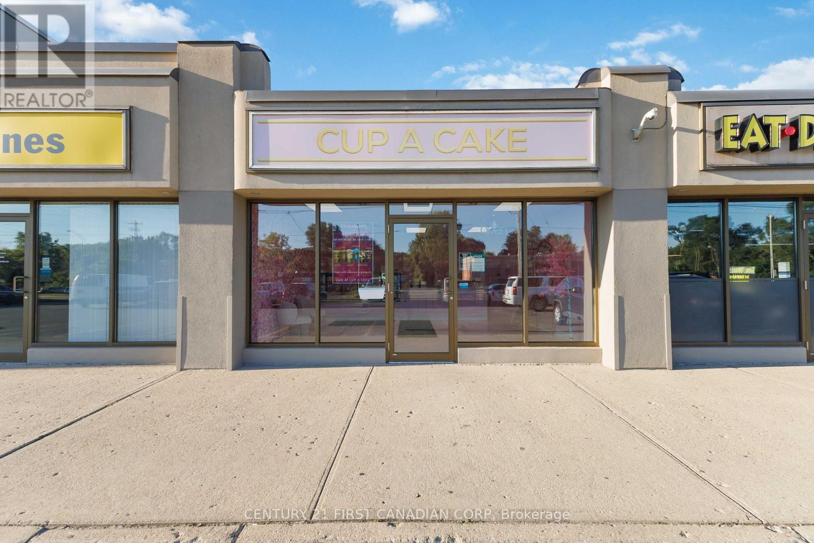 122 - 920 Commissioners Road, London South (South I), Ontario  N5Z 3J1 - Photo 16 - X12442836