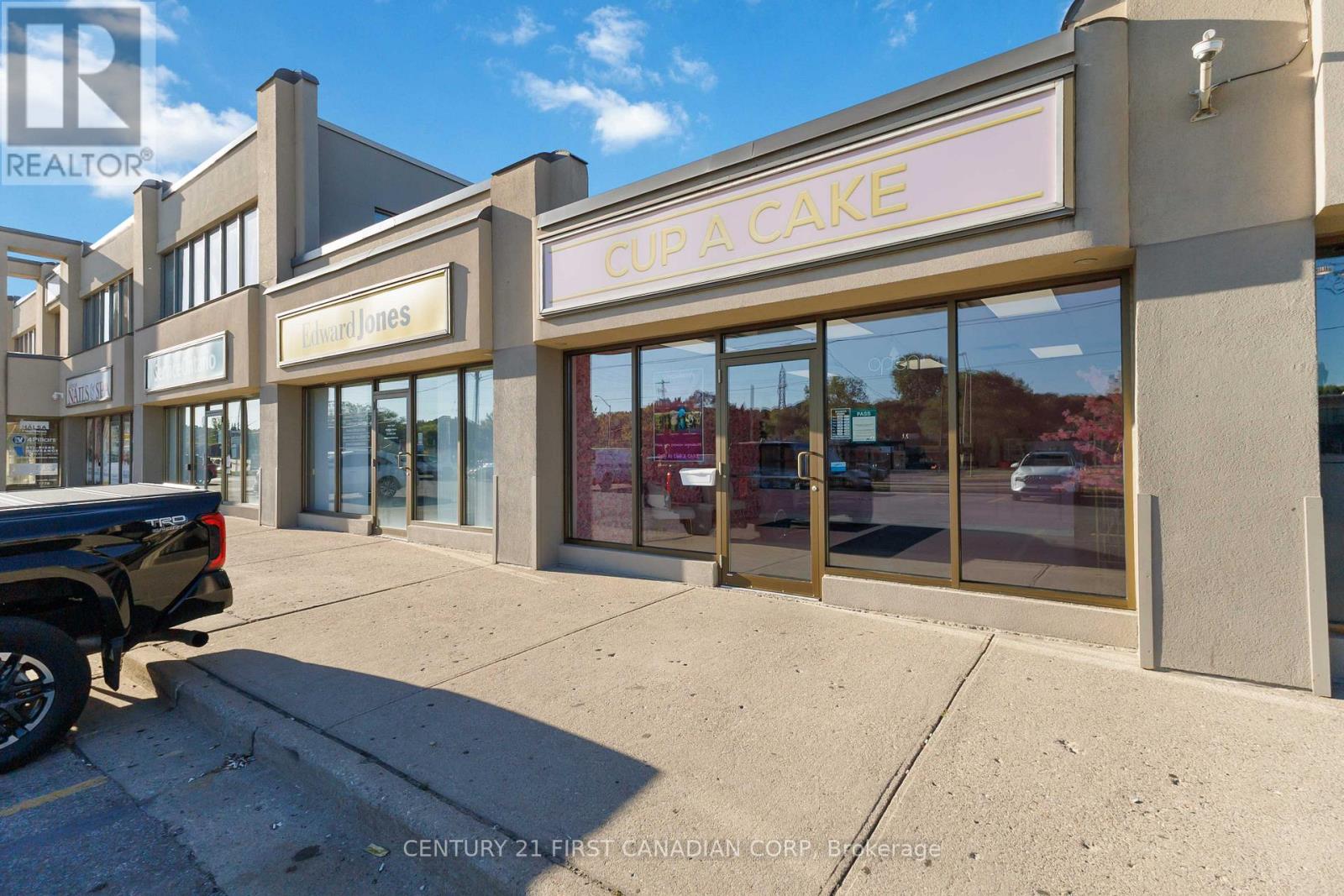 122 - 920 Commissioners Road, London South (South I), Ontario  N5Z 3J1 - Photo 28 - X12442836