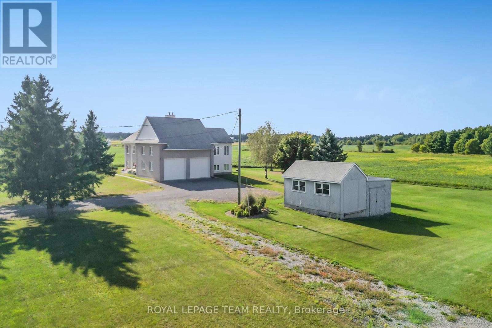 8665 Russell Road, Ottawa, Ontario  K4B 0J7 - Photo 2 - X12442908