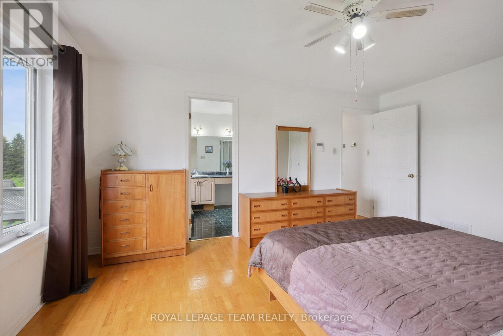 8665 Russell Road, Ottawa, Ontario  K4B 0J7 - Photo 23 - X12442908