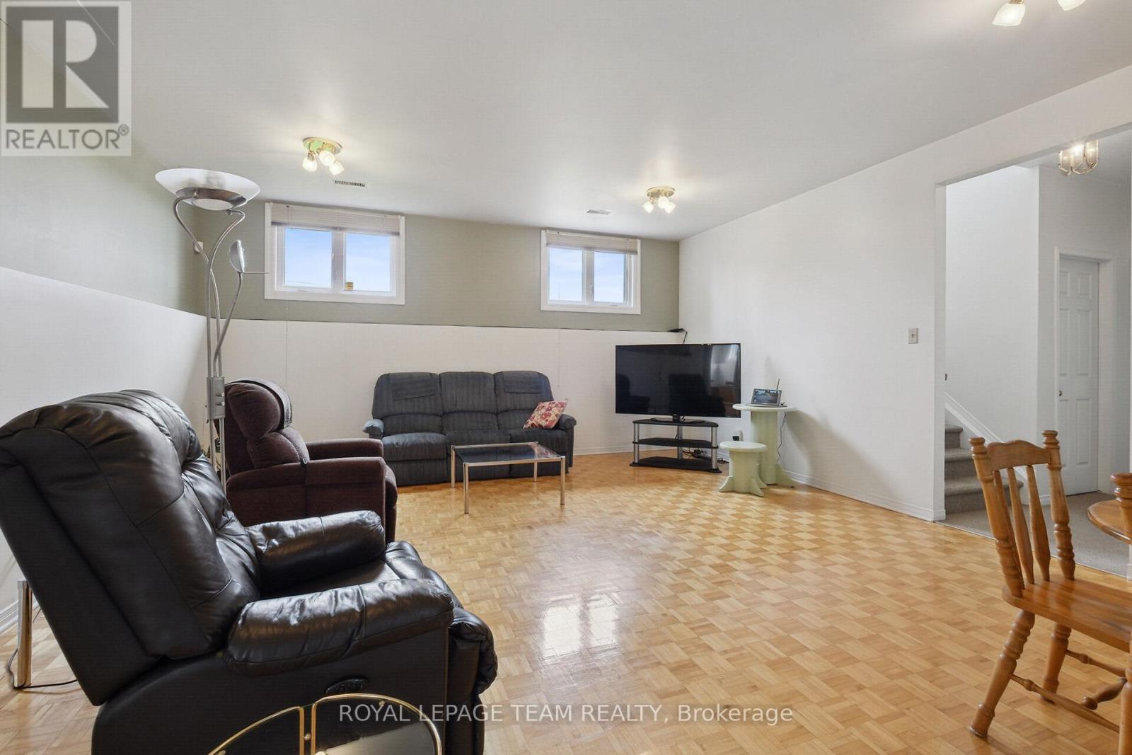 8665 Russell Road, Ottawa, Ontario  K4B 0J7 - Photo 27 - X12442908