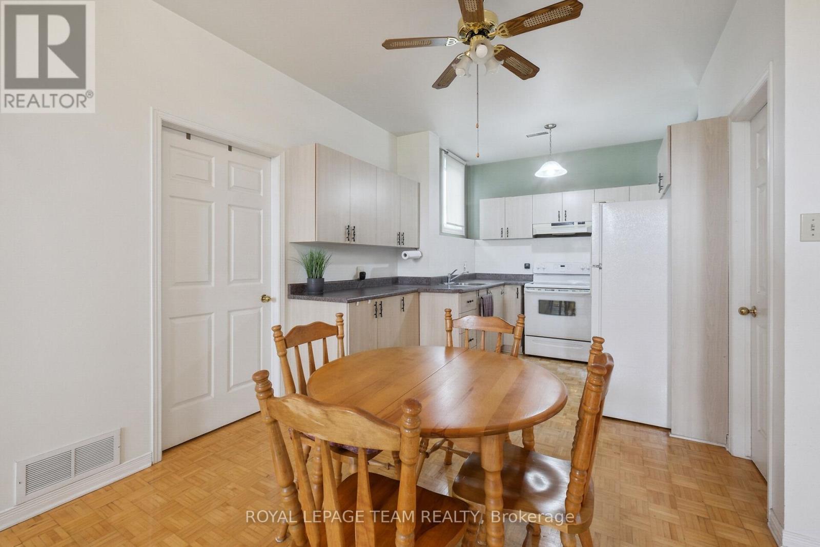 8665 Russell Road, Ottawa, Ontario  K4B 0J7 - Photo 29 - X12442908