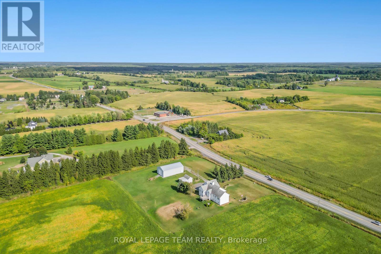 8665 Russell Road, Ottawa, Ontario  K4B 0J7 - Photo 41 - X12442908