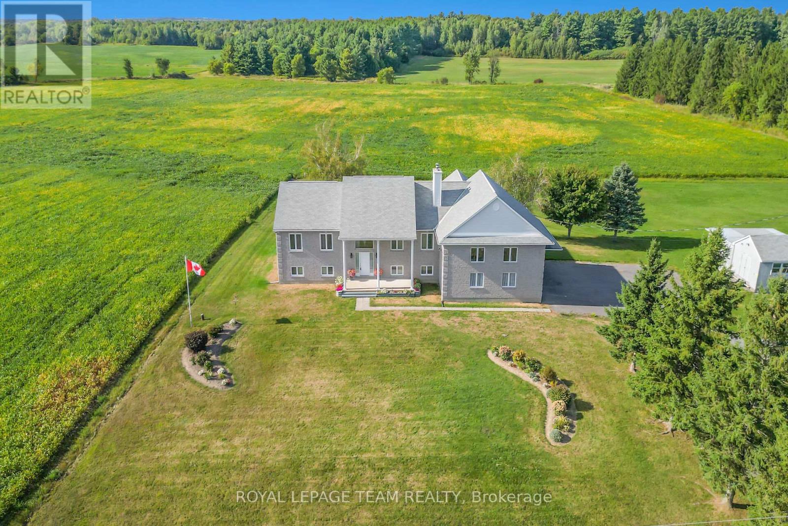 8665 Russell Road, Ottawa, Ontario  K4B 0J7 - Photo 42 - X12442908