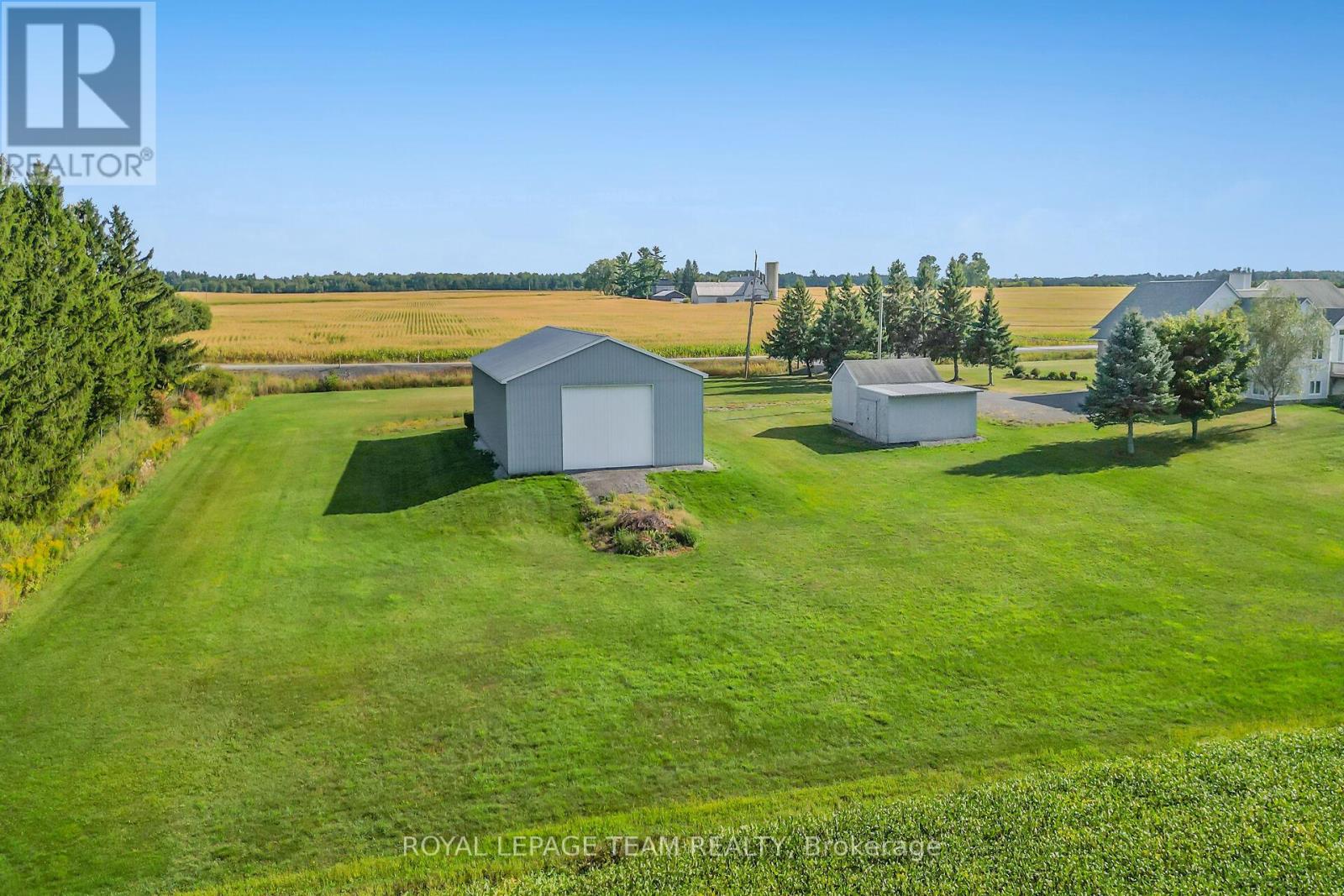 8665 Russell Road, Ottawa, Ontario  K4B 0J7 - Photo 43 - X12442908