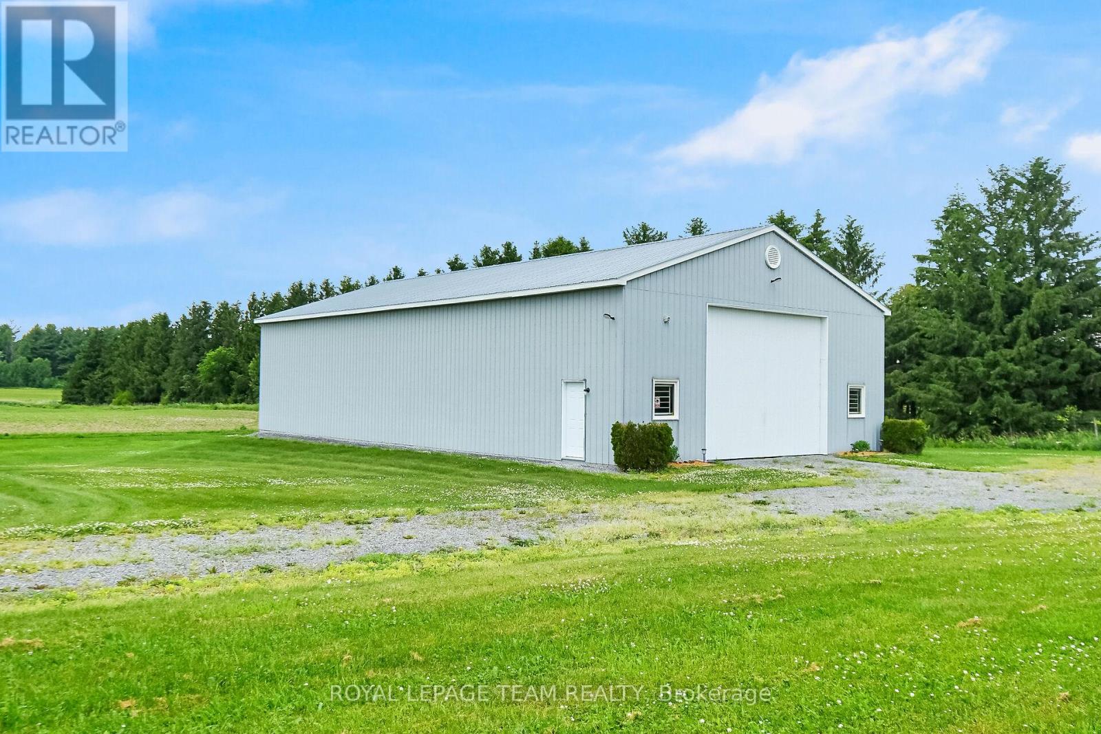 8665 Russell Road, Ottawa, Ontario  K4B 0J7 - Photo 47 - X12442908