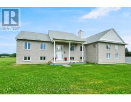 8665 RUSSELL ROAD, Ottawa, Ontario