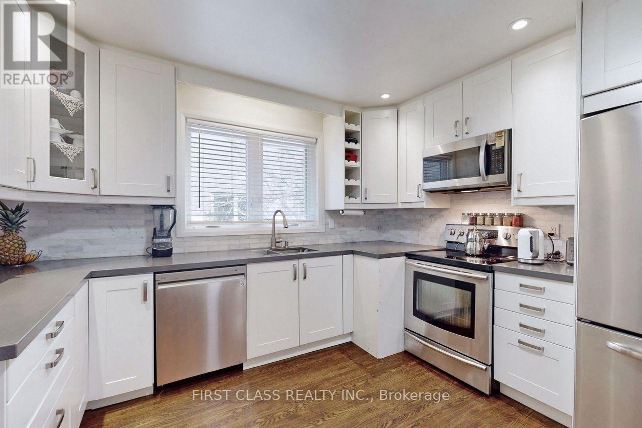 79 Hove Street, Toronto, Ontario  M3H 4Z2 - Photo 14 - C12410794