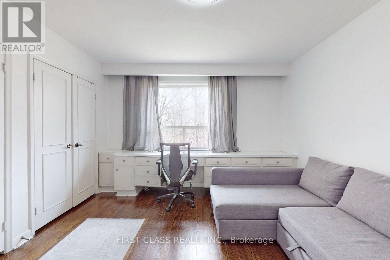 79 Hove Street, Toronto, Ontario  M3H 4Z2 - Photo 20 - C12410794