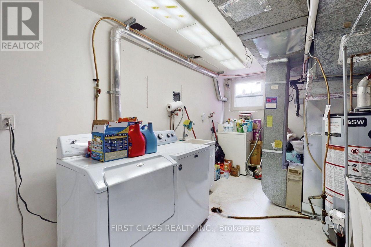 79 Hove Street, Toronto, Ontario  M3H 4Z2 - Photo 31 - C12410794