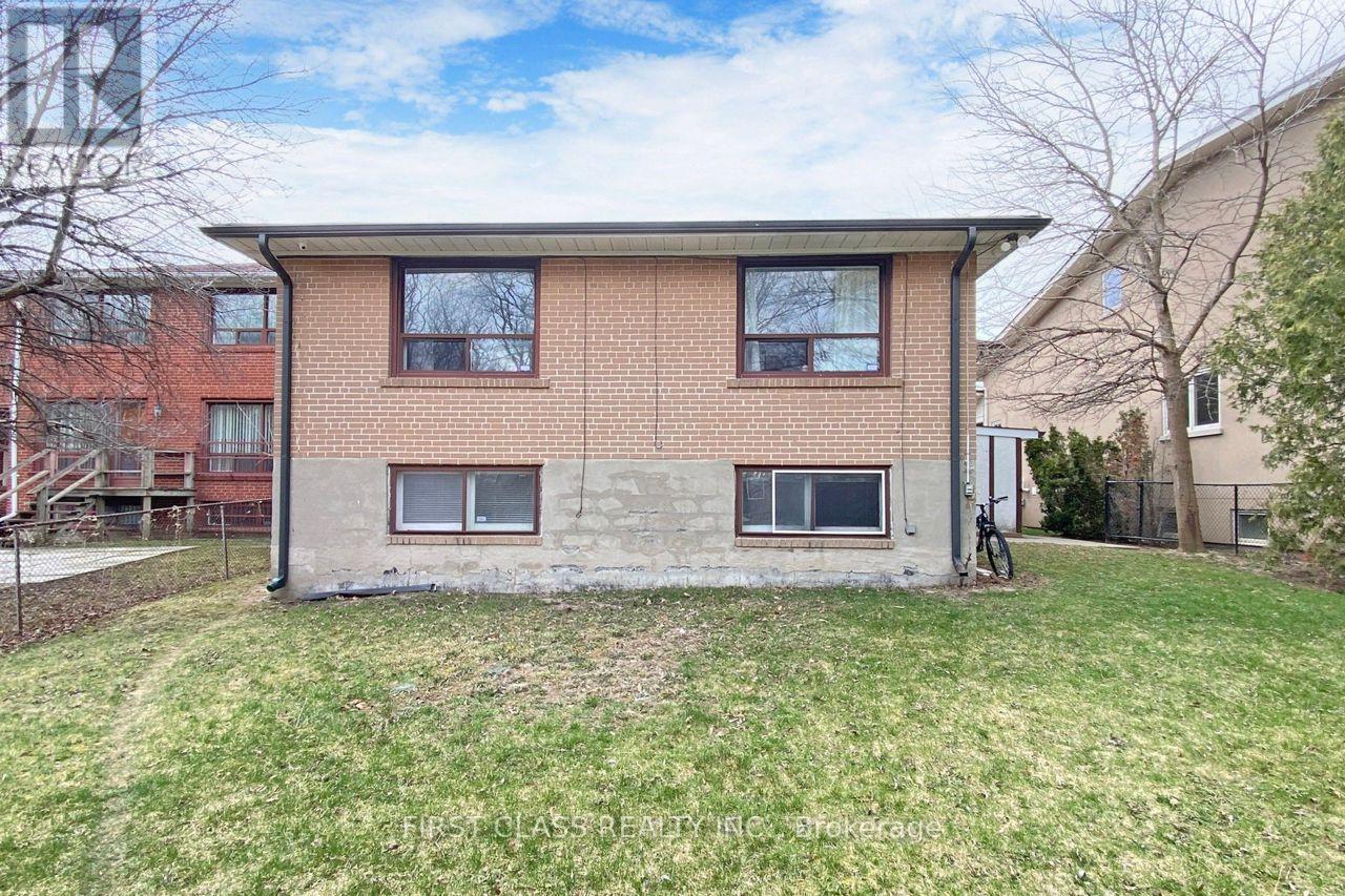 79 Hove Street, Toronto, Ontario  M3H 4Z2 - Photo 37 - C12410794