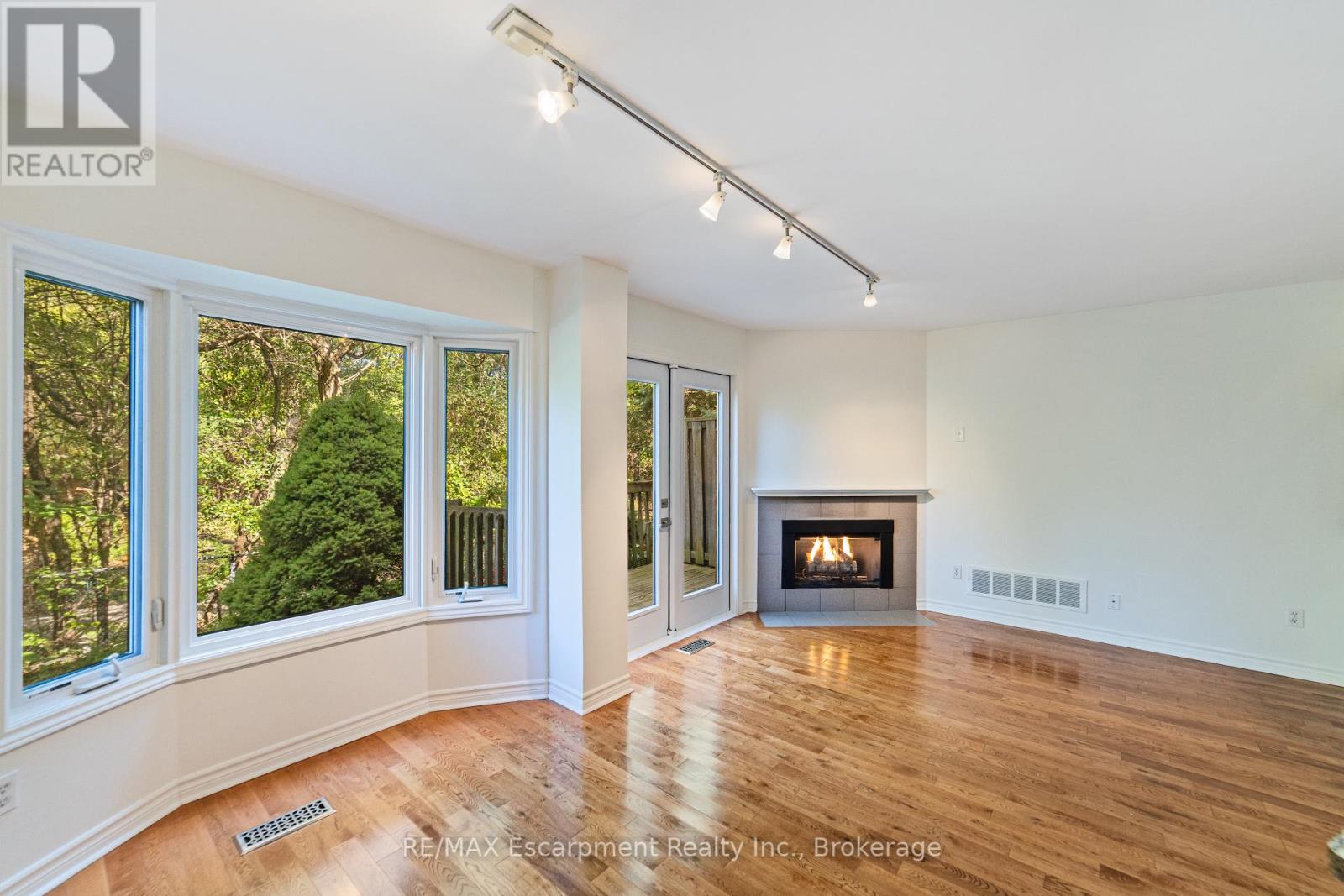 5 - 2065 Sixth Line, Oakville, Ontario  L6H 5R8 - Photo 13 - W12442840