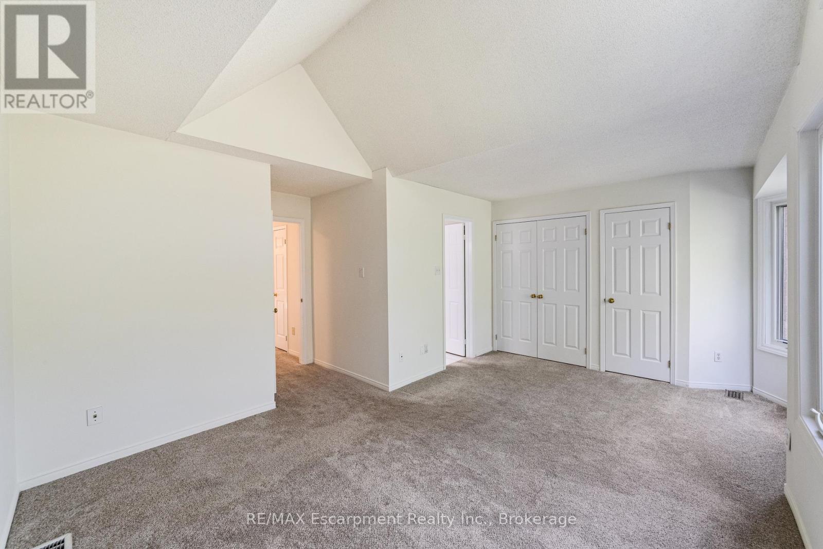 5 - 2065 Sixth Line, Oakville, Ontario  L6H 5R8 - Photo 19 - W12442840