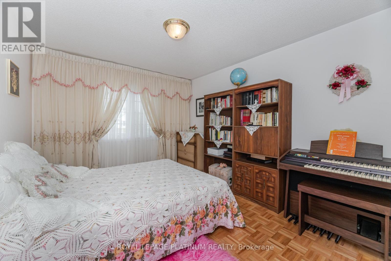 56 Vista Green Crescent, Brampton, Ontario  L7A 2S4 - Photo 31 - W12433166