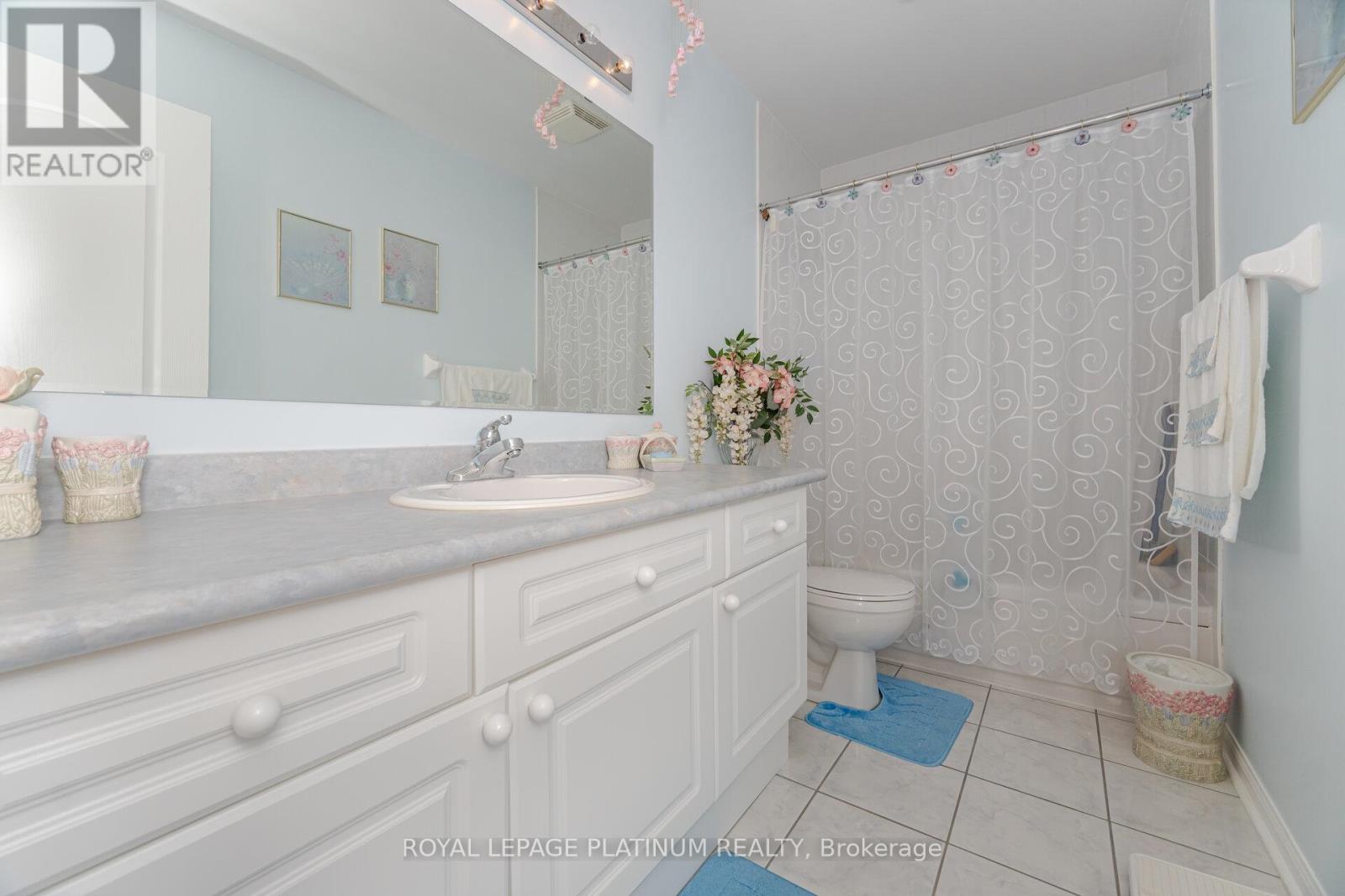 56 Vista Green Crescent, Brampton, Ontario  L7A 2S4 - Photo 35 - W12433166
