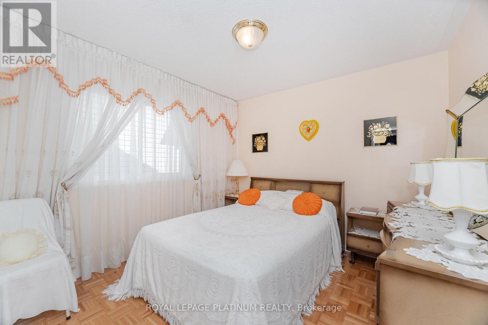 56 Vista Green Crescent, Brampton, Ontario  L7A 2S4 - Photo 33 - W12433166