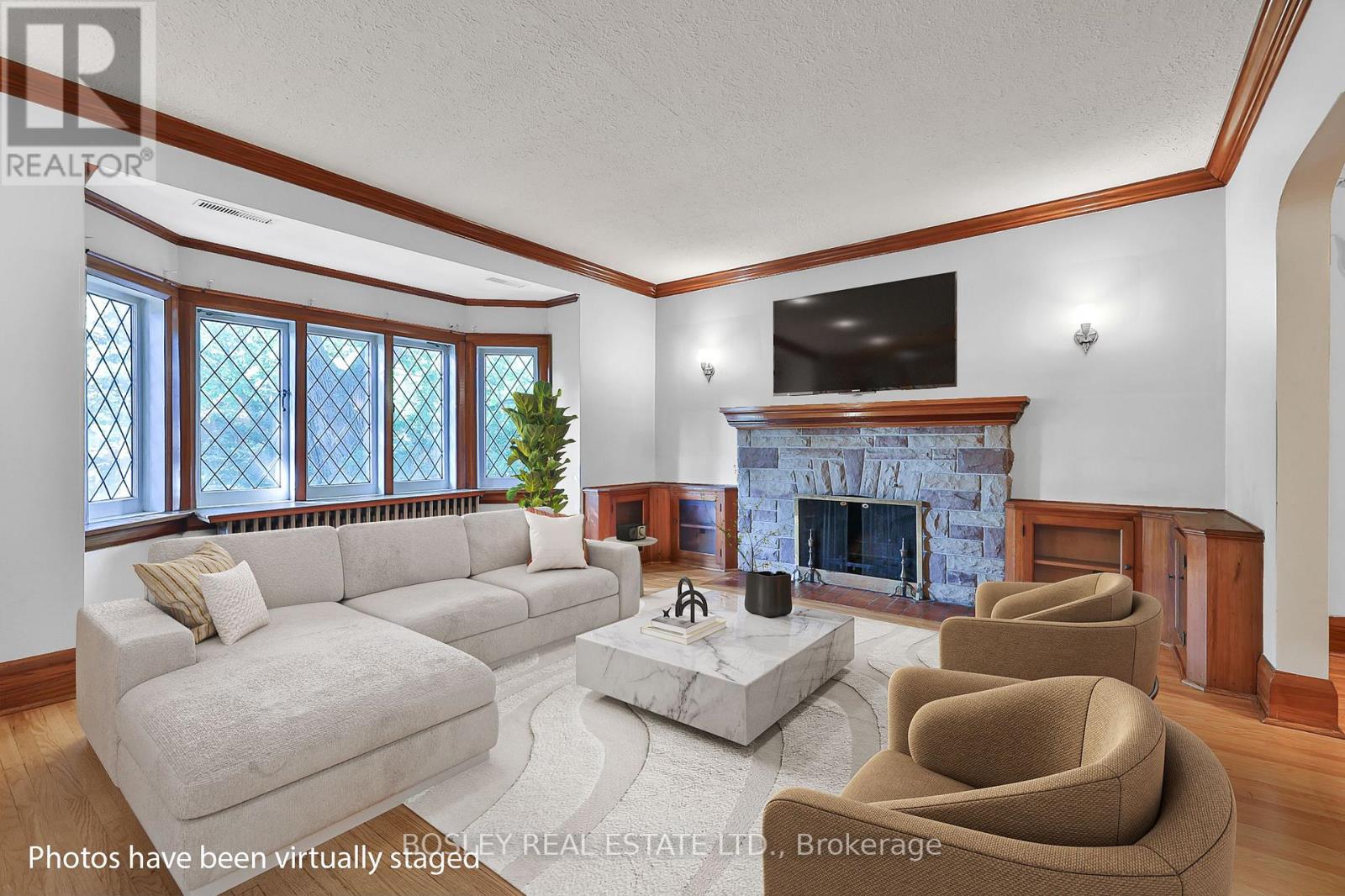 26 Holloway Road, Toronto (Islington-City Centre West), Ontario  M9A 1G1 - Photo 4 - W12434591