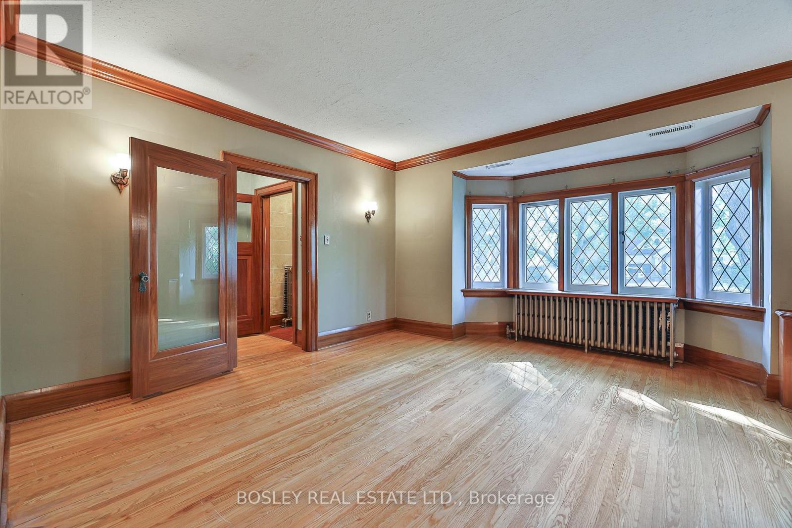 26 Holloway Road, Toronto (Islington-City Centre West), Ontario  M9A 1G1 - Photo 7 - W12434591