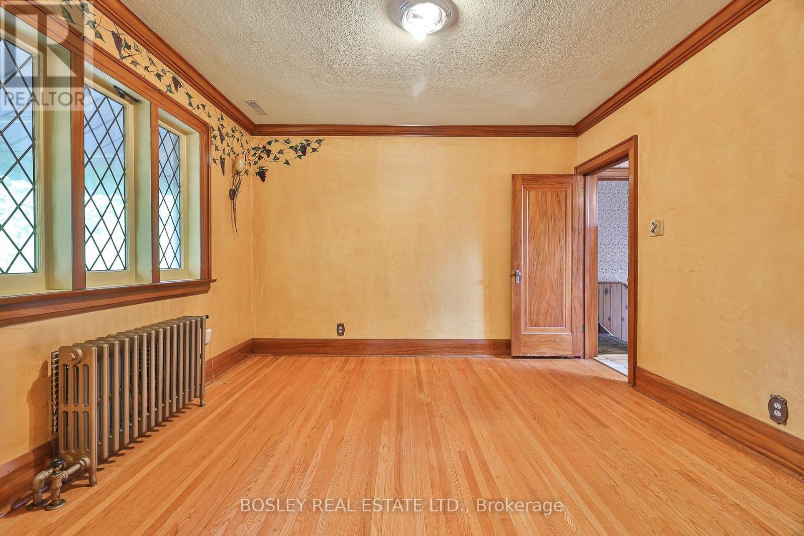26 Holloway Road, Toronto (Islington-City Centre West), Ontario  M9A 1G1 - Photo 15 - W12434591