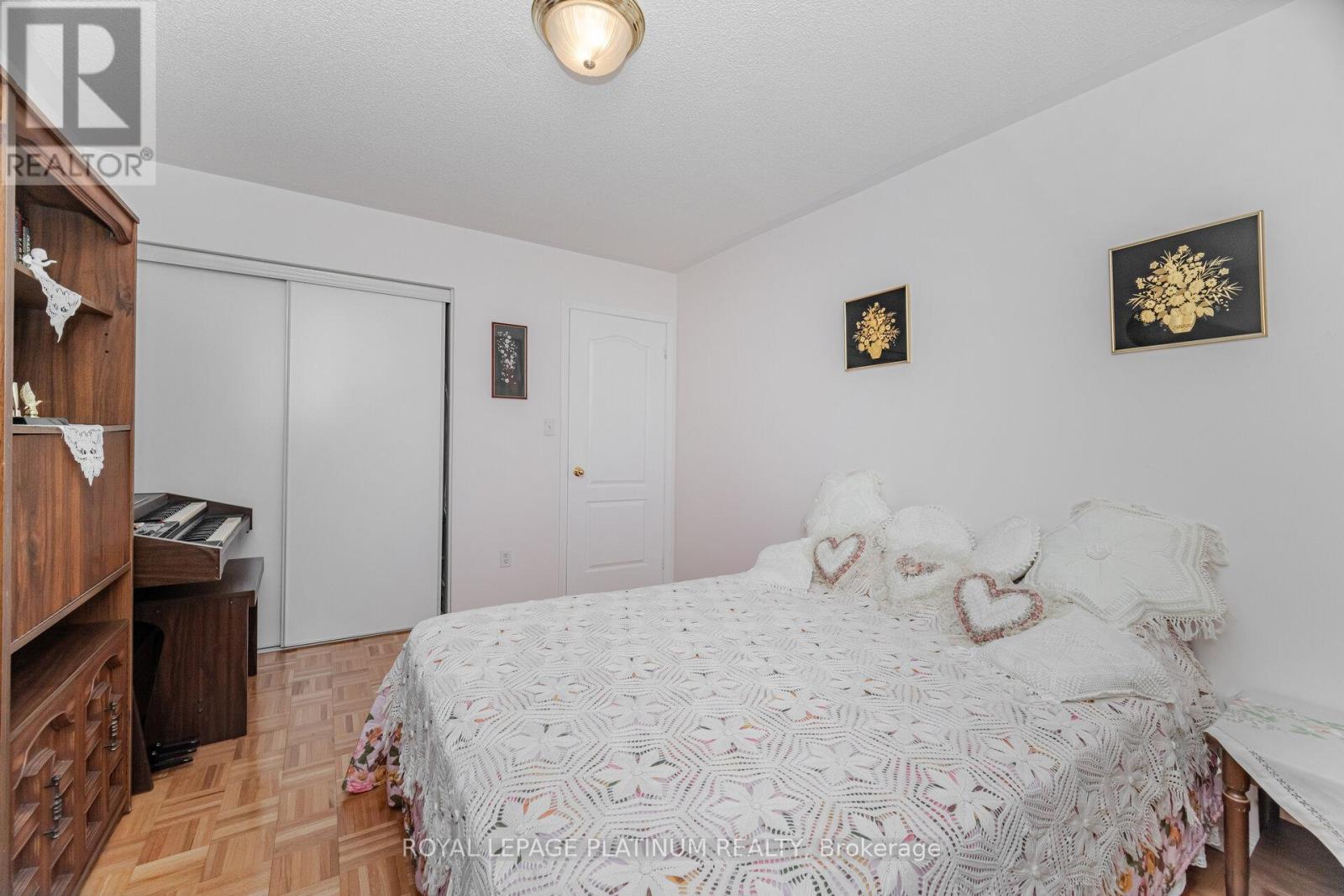 56 Vista Green Crescent, Brampton, Ontario  L7A 2S4 - Photo 32 - W12433166