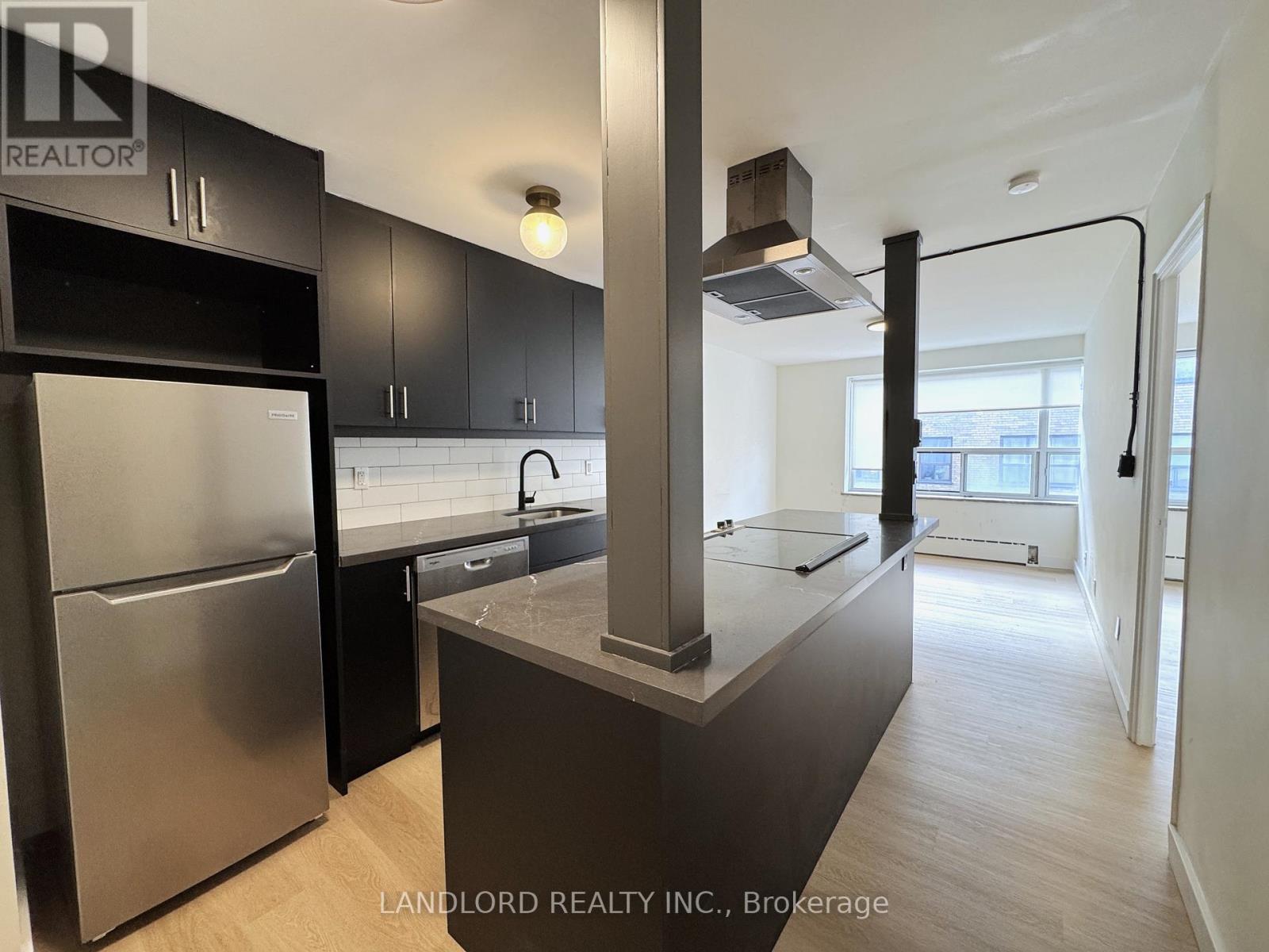 408 - 420 Eglinton Avenue E, Toronto, Ontario  M4P 1L8 - Photo 3 - C12442657