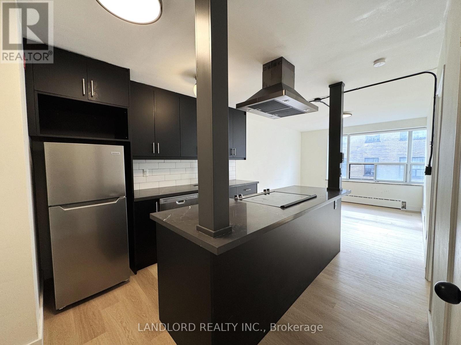 408 - 420 Eglinton Avenue E, Toronto, Ontario  M4P 1L8 - Photo 4 - C12442657