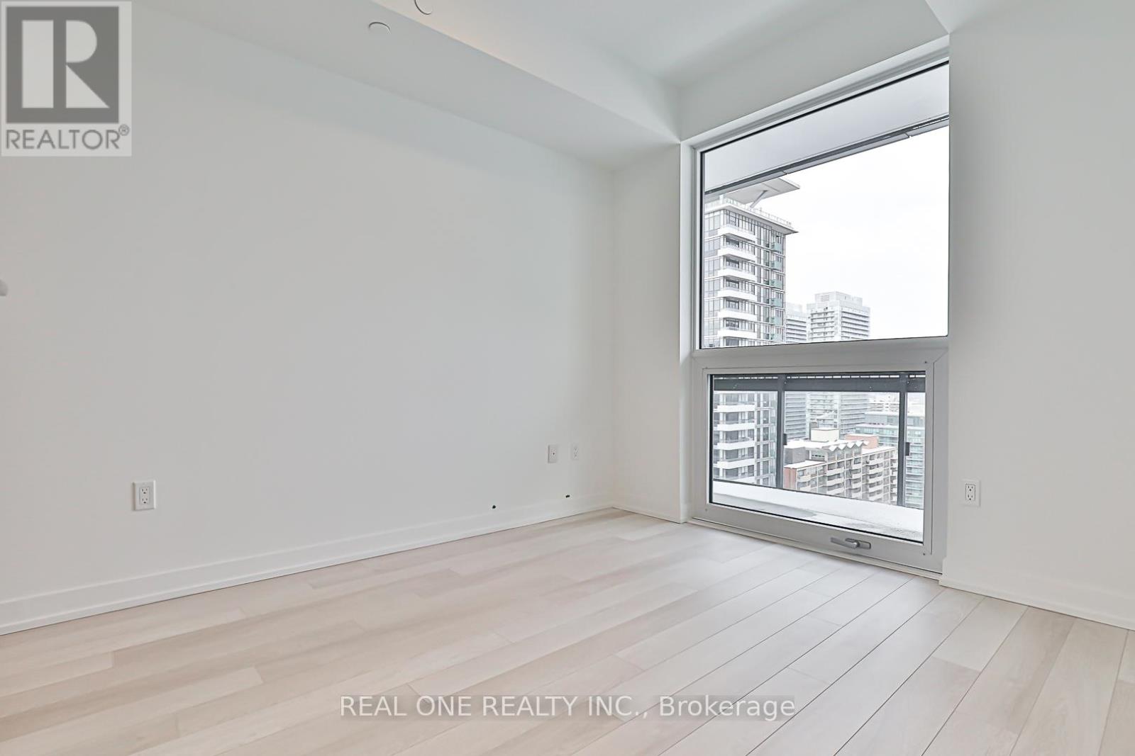 1710 - 39 Roehampton Avenue E, Toronto, Ontario  M4P 1P9 - Photo 18 - C12442688