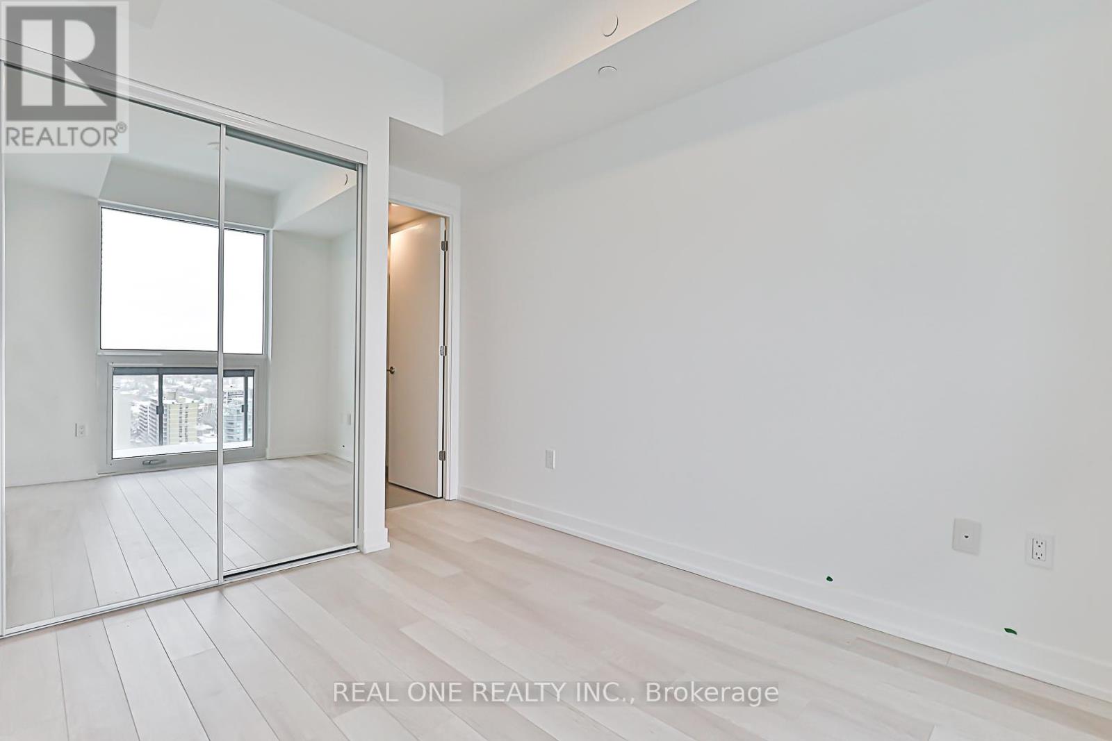 1710 - 39 Roehampton Avenue E, Toronto, Ontario  M4P 1P9 - Photo 21 - C12442688