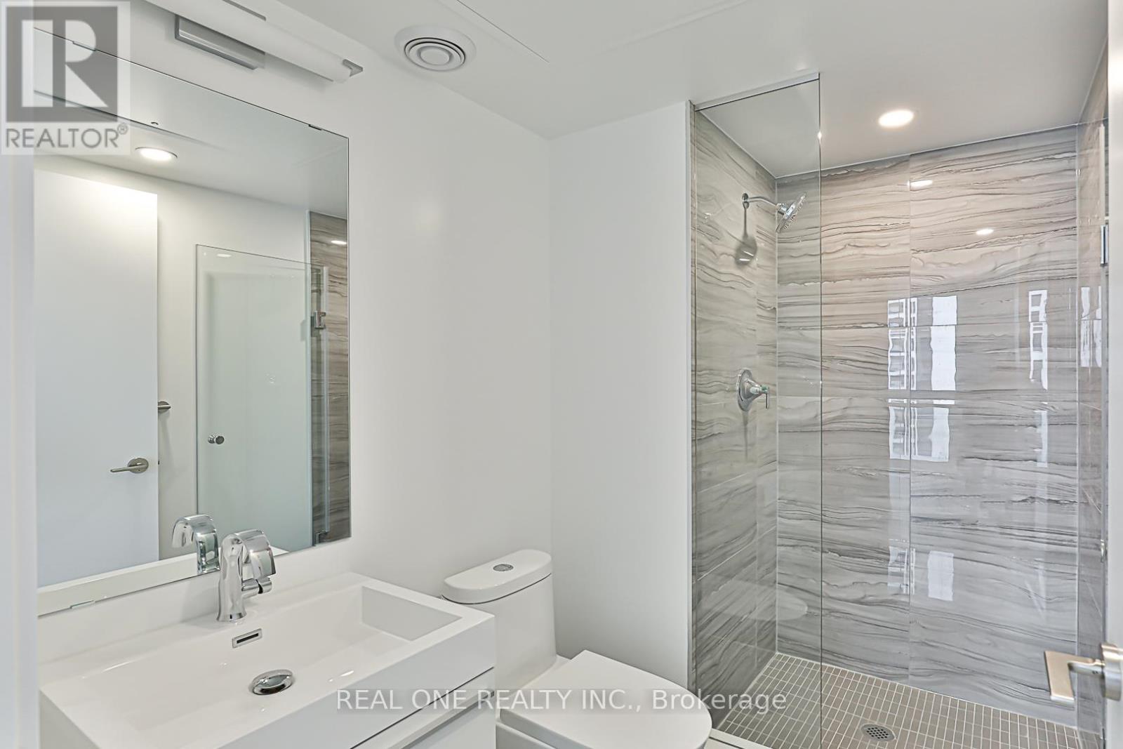 1710 - 39 Roehampton Avenue E, Toronto, Ontario  M4P 1P9 - Photo 22 - C12442688
