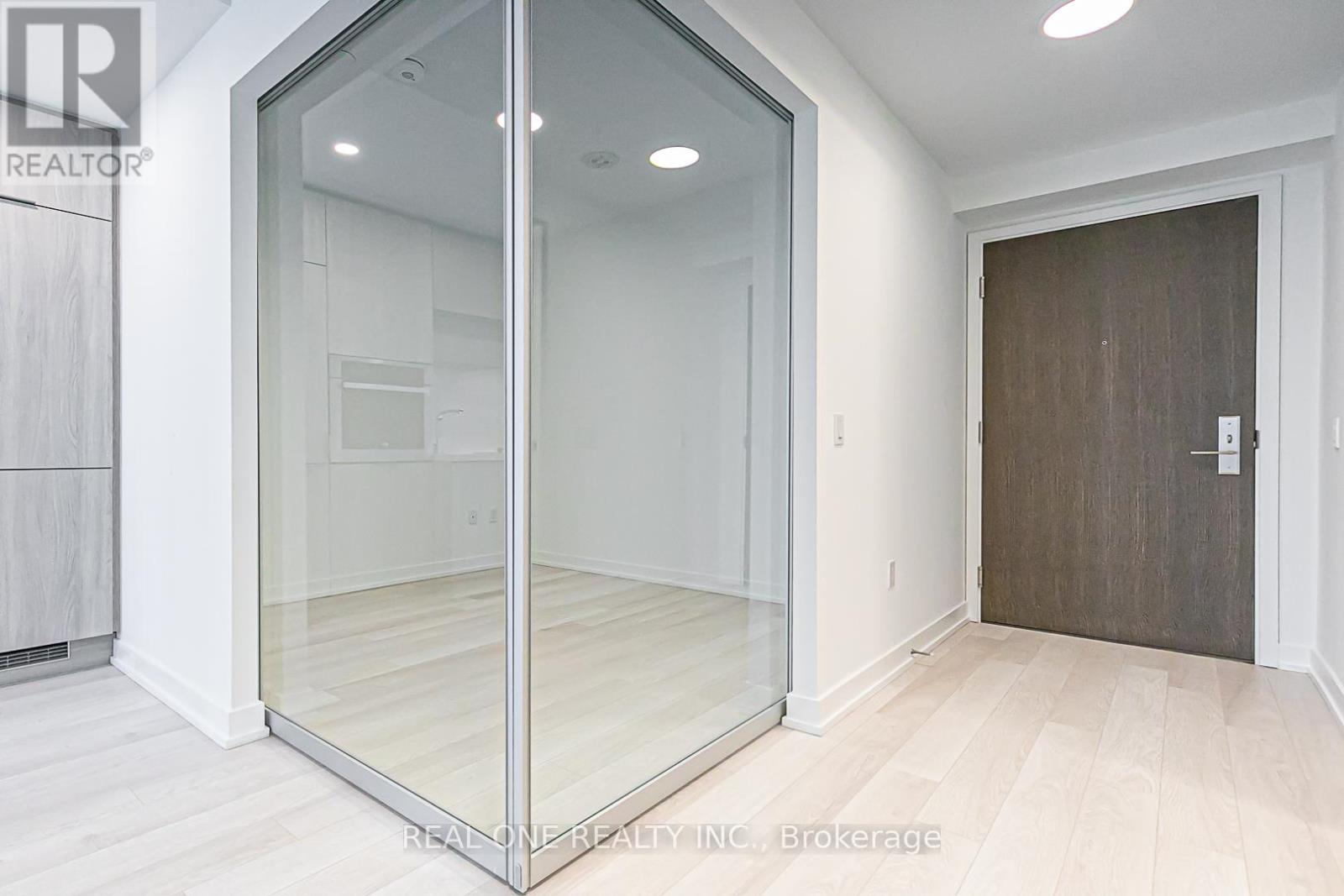 1710 - 39 Roehampton Avenue E, Toronto, Ontario  M4P 1P9 - Photo 24 - C12442688