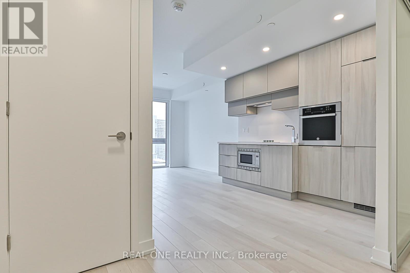1710 - 39 Roehampton Avenue E, Toronto, Ontario  M4P 1P9 - Photo 9 - C12442688