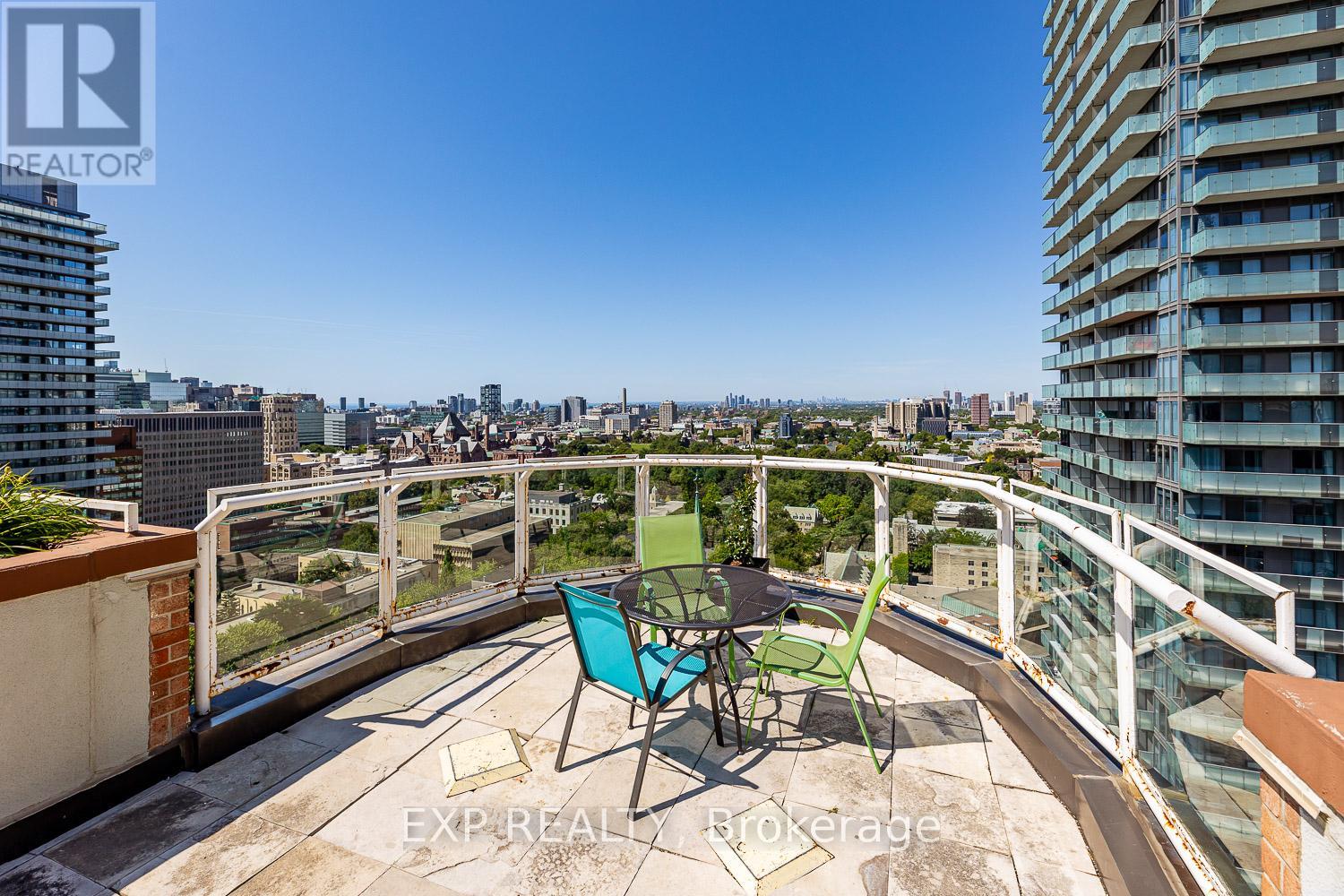 1903 - 1055 Bay Street, Toronto (Bay Street Corridor), Ontario  M5S 3A3 - Photo 10 - C12442709