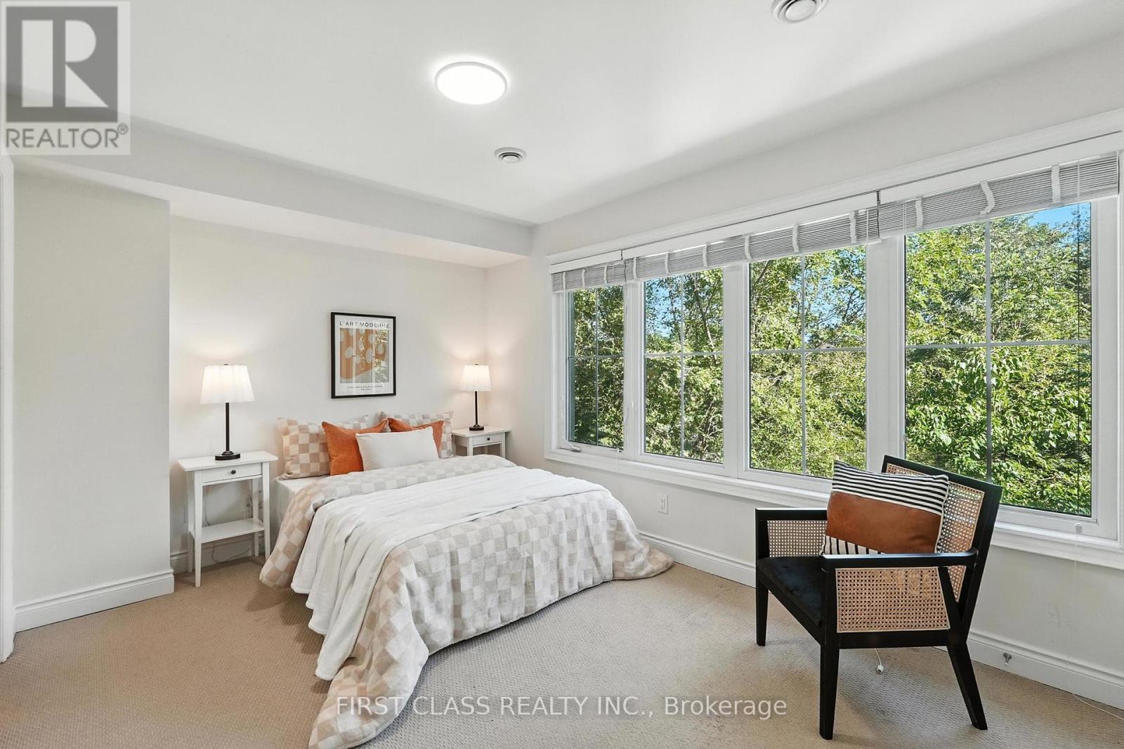 23 Slingsby Lane, Toronto (Willowdale East), Ontario  M2N 0H7 - Photo 15 - C12442752